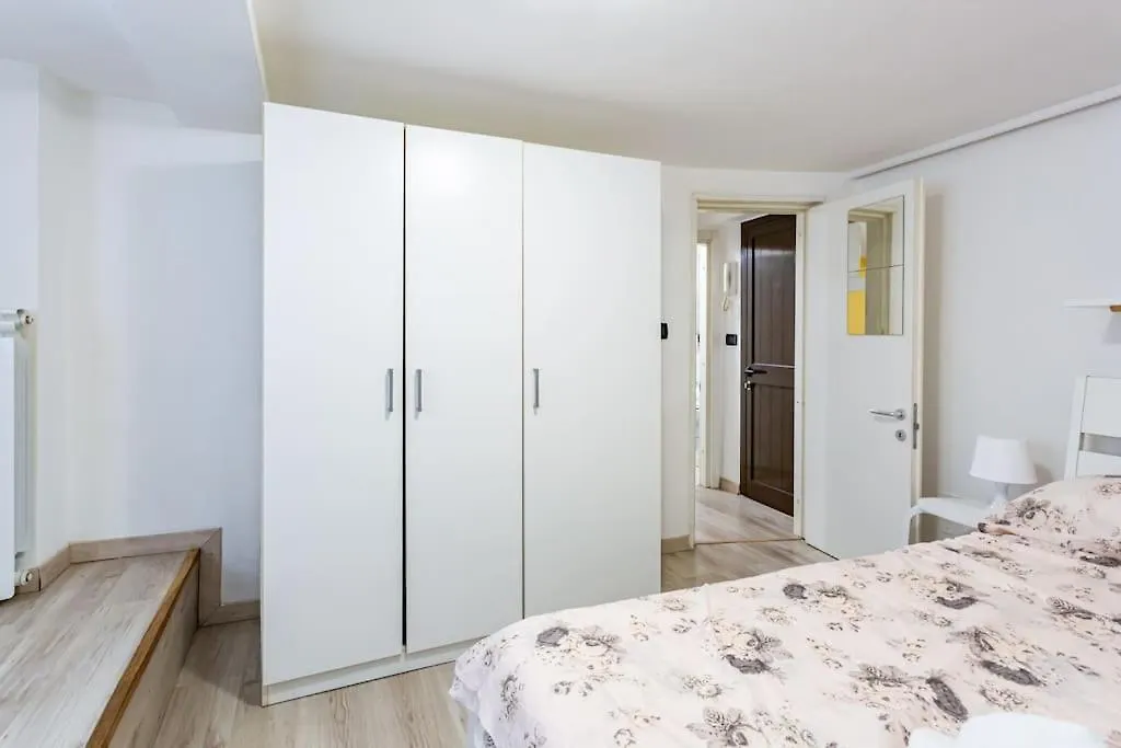 Apartment Adorno 2 - Affitti Brevi Italia Genoa