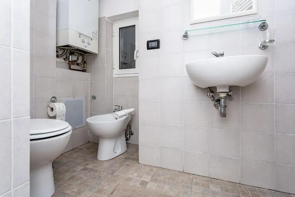 Apartment Adorno 2 - Affitti Brevi Italia Genoa Italy